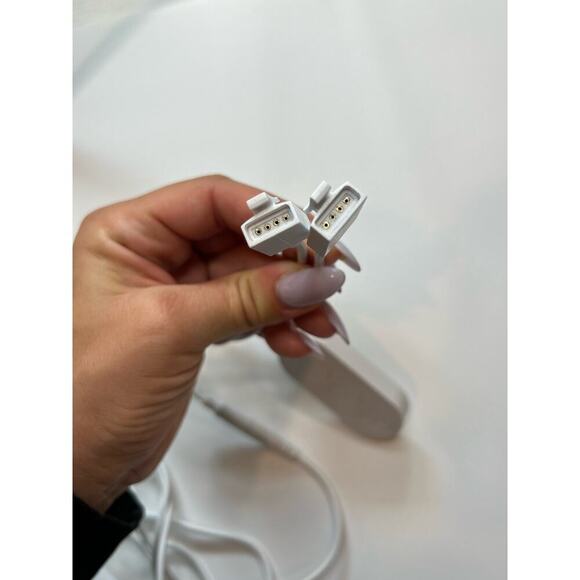 Original GOVEE AC Power Supply Adapter S042-1A120300HU for LED Strip Lighting - Picture 5 of 7